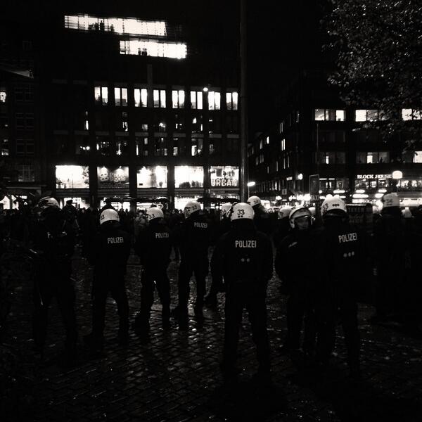 Spontan Lampedusa Demo auf dem Gänsemarkt in Hamburg