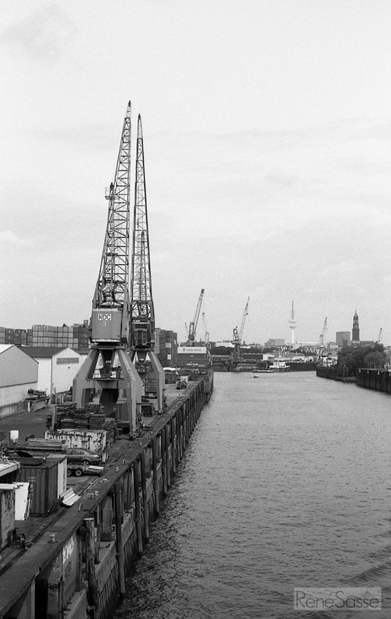 Yashica GSN, Ilford FP4 ISO 125