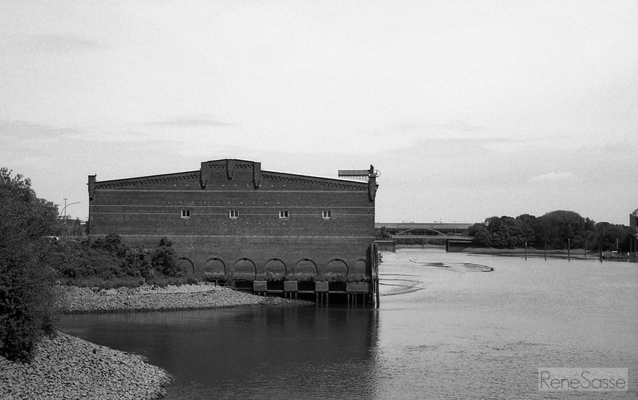 Yashica GSN, Ilford FP4 ISO 125