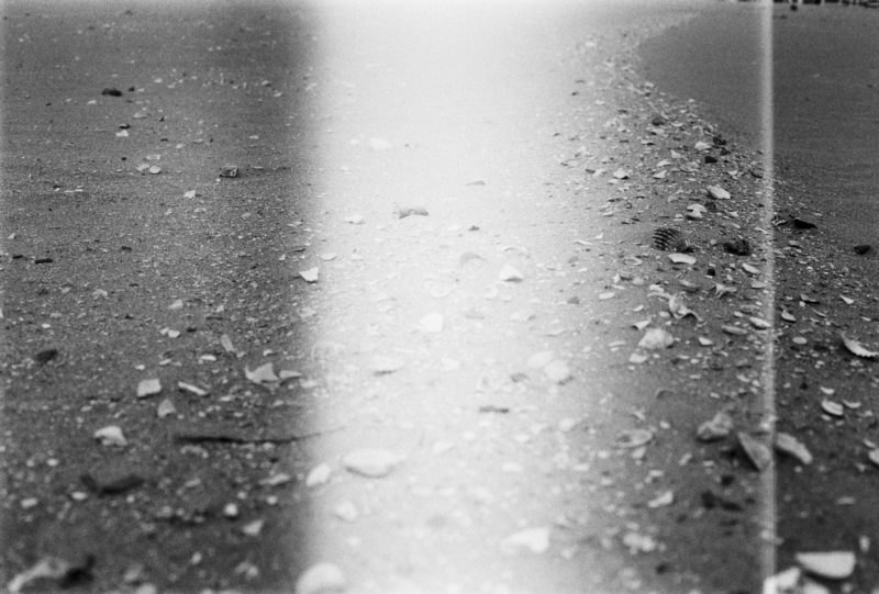 Strand mit defekter Lichtdichtung