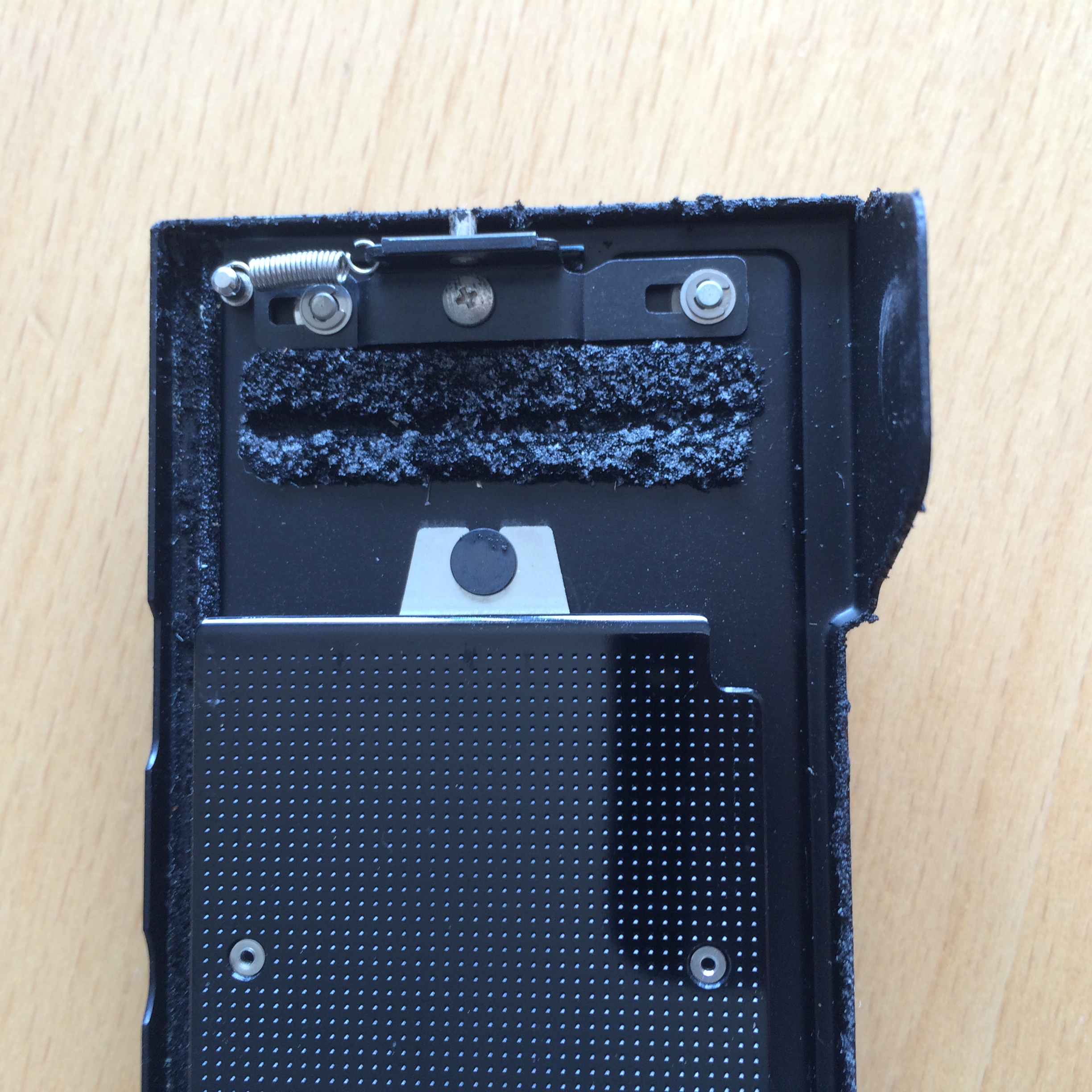 Alles verklebt: Die alte Lichtdichtung.