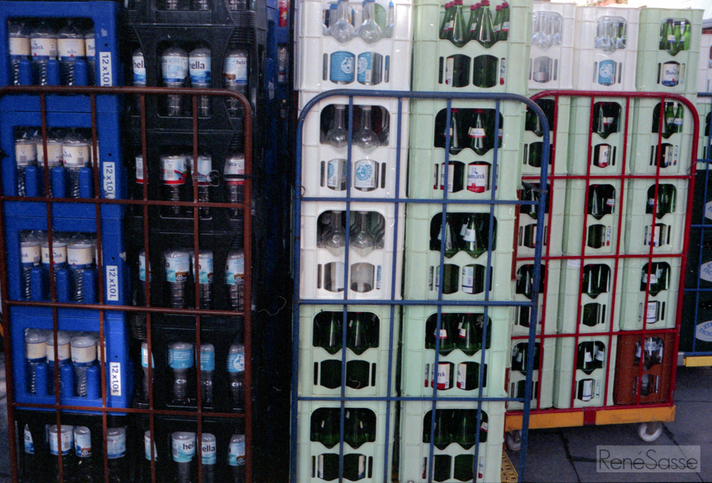 Fotografiert mit einer Rollei 35, Fuji ISO 200 Farbfilm.