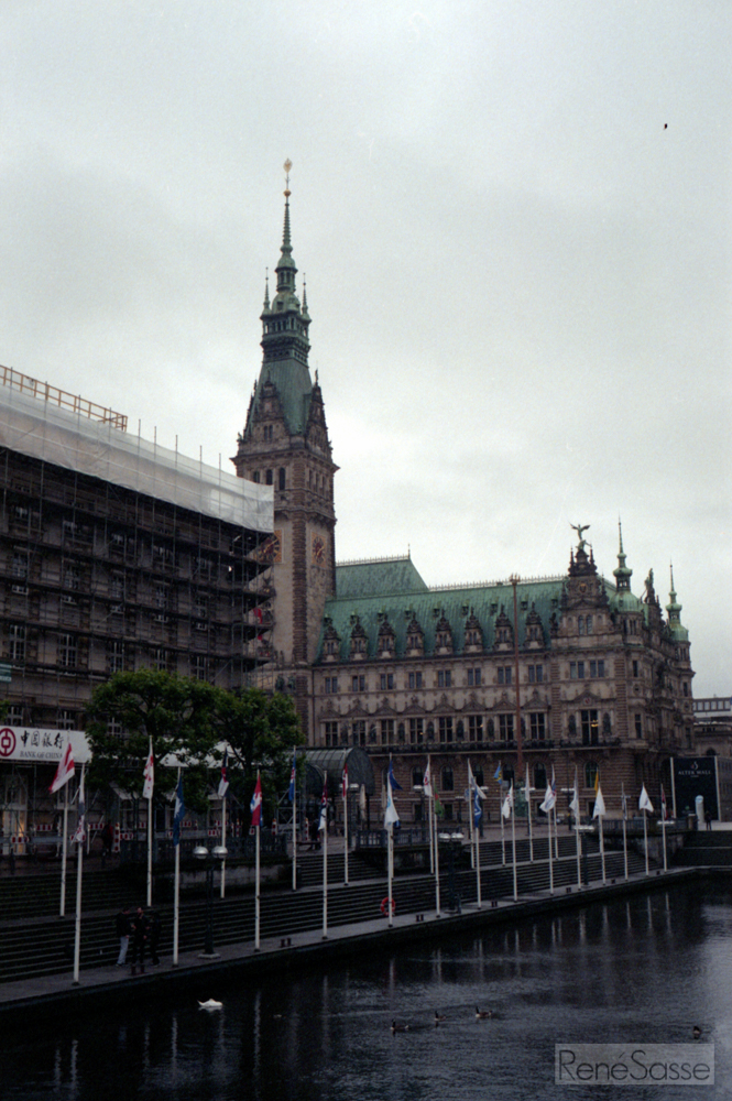 Fotografiert mit einer Rollei 35, Fuji ISO 200 Farbfilm.