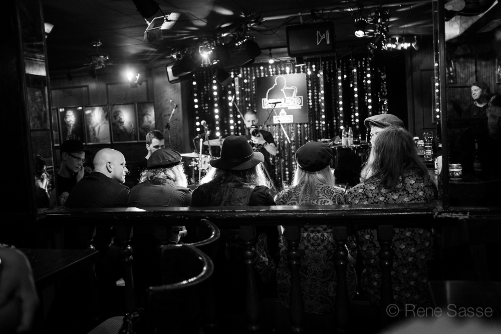 Lisa\u00a0Lystam Family Band